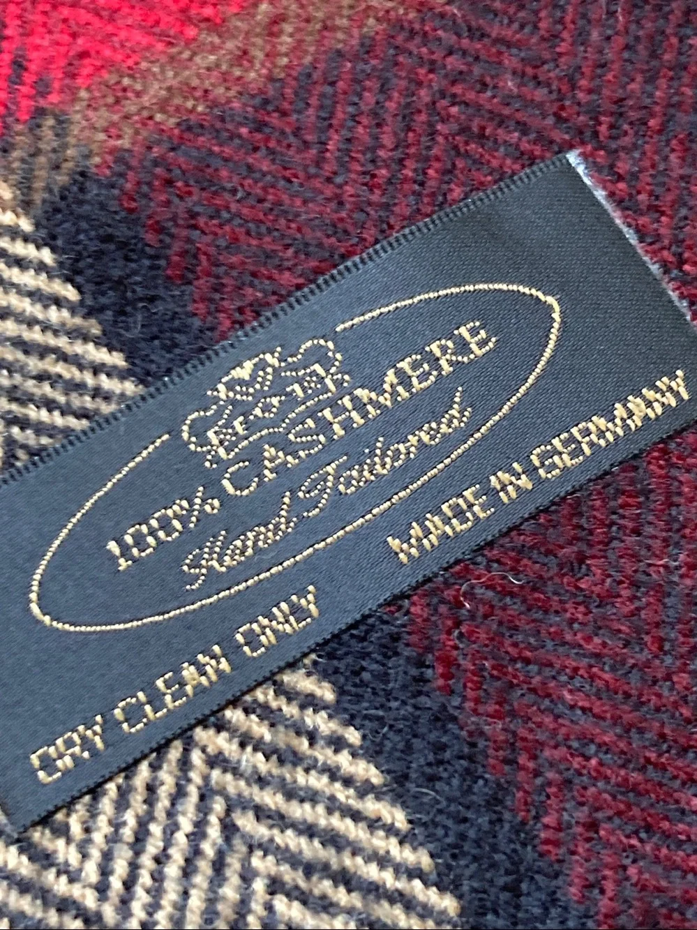 100% Cashmere Made in Germany Plaid Tartan Scarf Dark Academia Preppy fringe